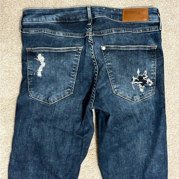 H&M Distressed Skinny Jeans - Picture 10 of 10
